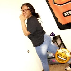 Meet your Posher, Imani